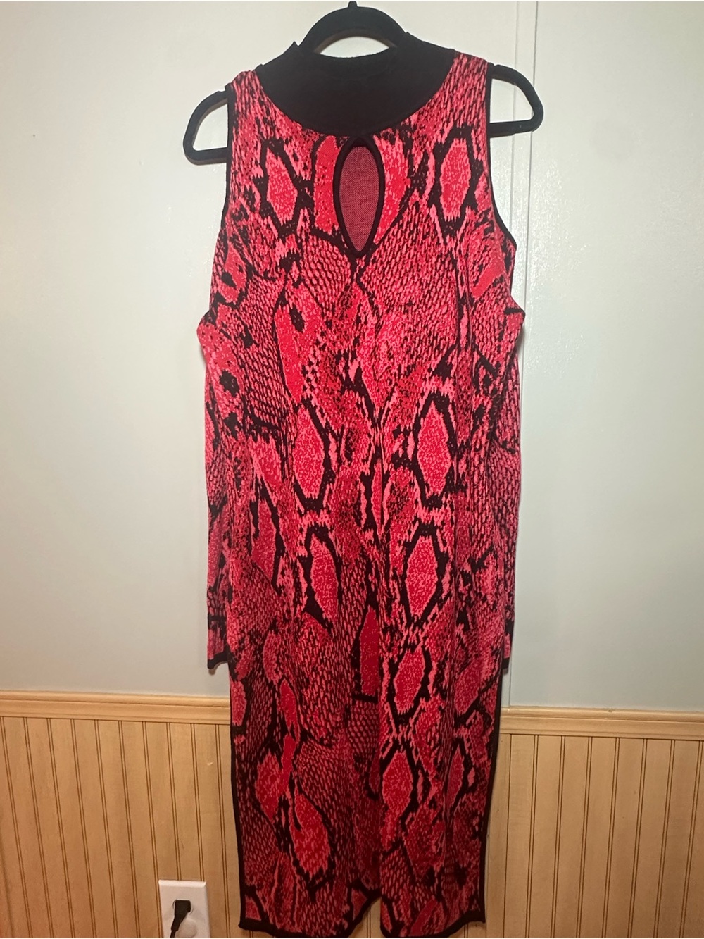 NY&C Red Black Snakeskin Midi Dress Could Shoulder Sleeveless Bodycon Statement